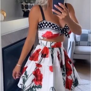 Beautiful D&G POPPY set NEW ♥️♥️♥️